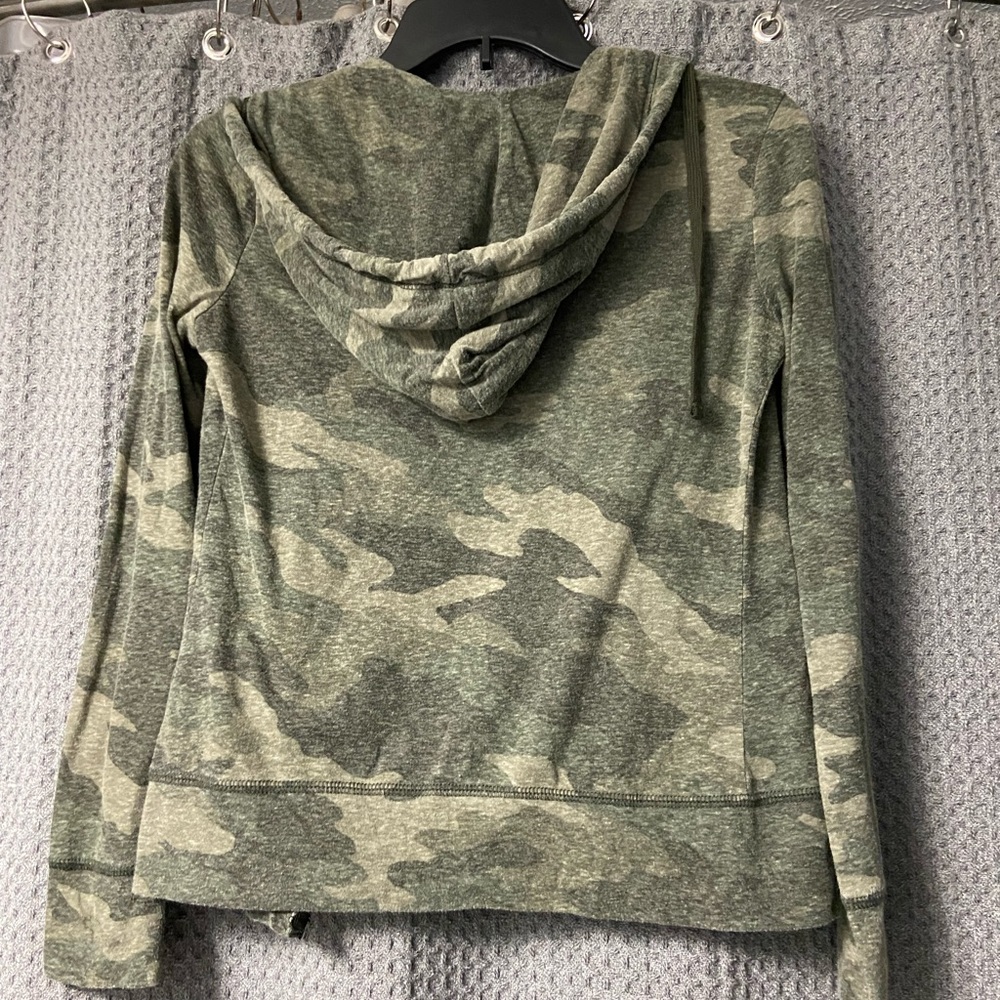Light weight zip hoodie